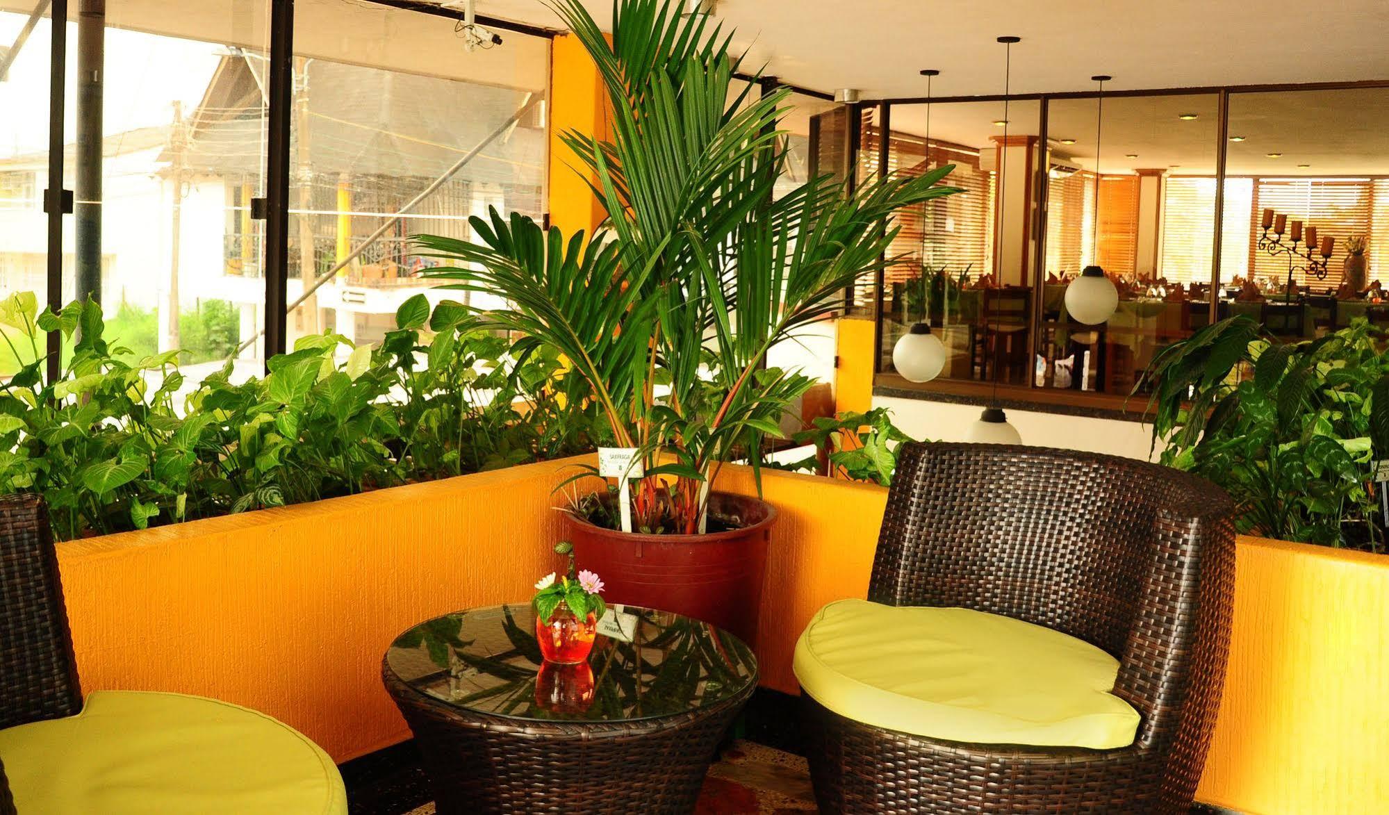 Hotel Don Lolo Villavicencio Buitenkant foto