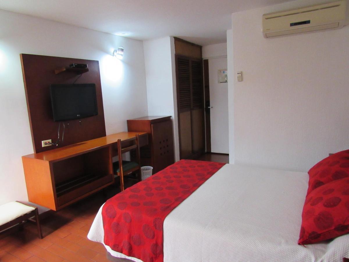 Hotel Don Lolo Villavicencio Buitenkant foto