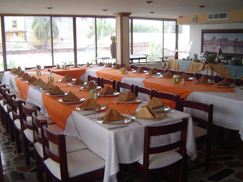 Hotel Don Lolo Villavicencio Buitenkant foto